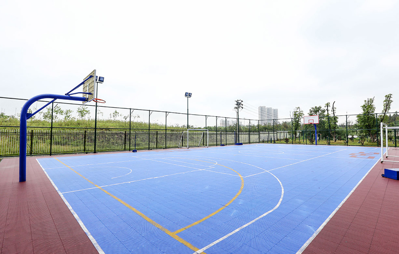 悬浮拼接地板篮球场