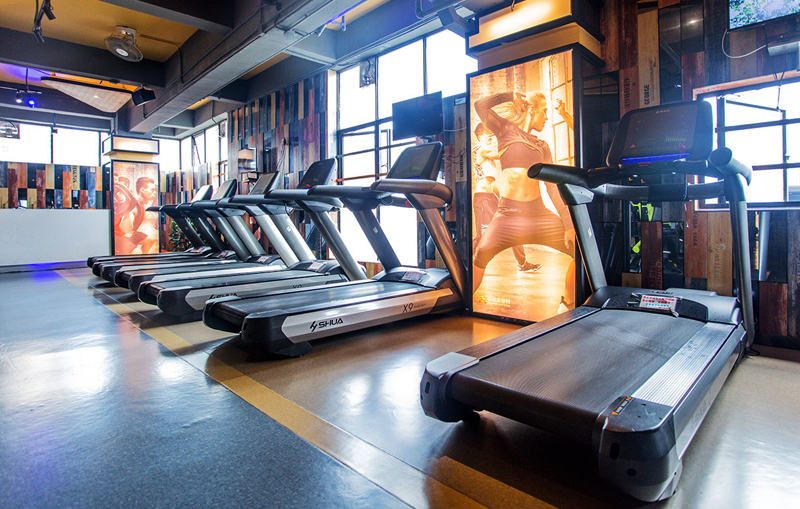 健身房器材