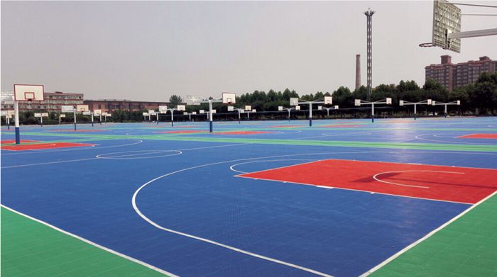 米兰健身器材-悬浮拼装运动球场